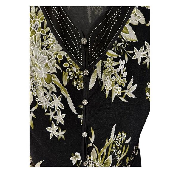 Design Works Women's Petite Medium Black Floral Sheer Blouse V-Neck Studded - Picture 5 of 10
